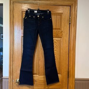NWT Rock & Republic bootcut jeans, size 6M, low rise, slim fit thru hip & thigh.